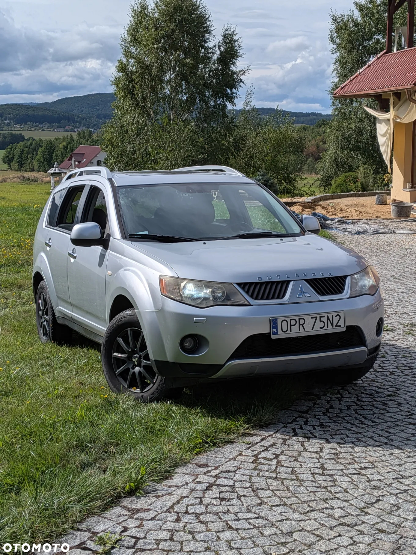 Mitsubishi Outlander 2.2 DID Intense + - 3