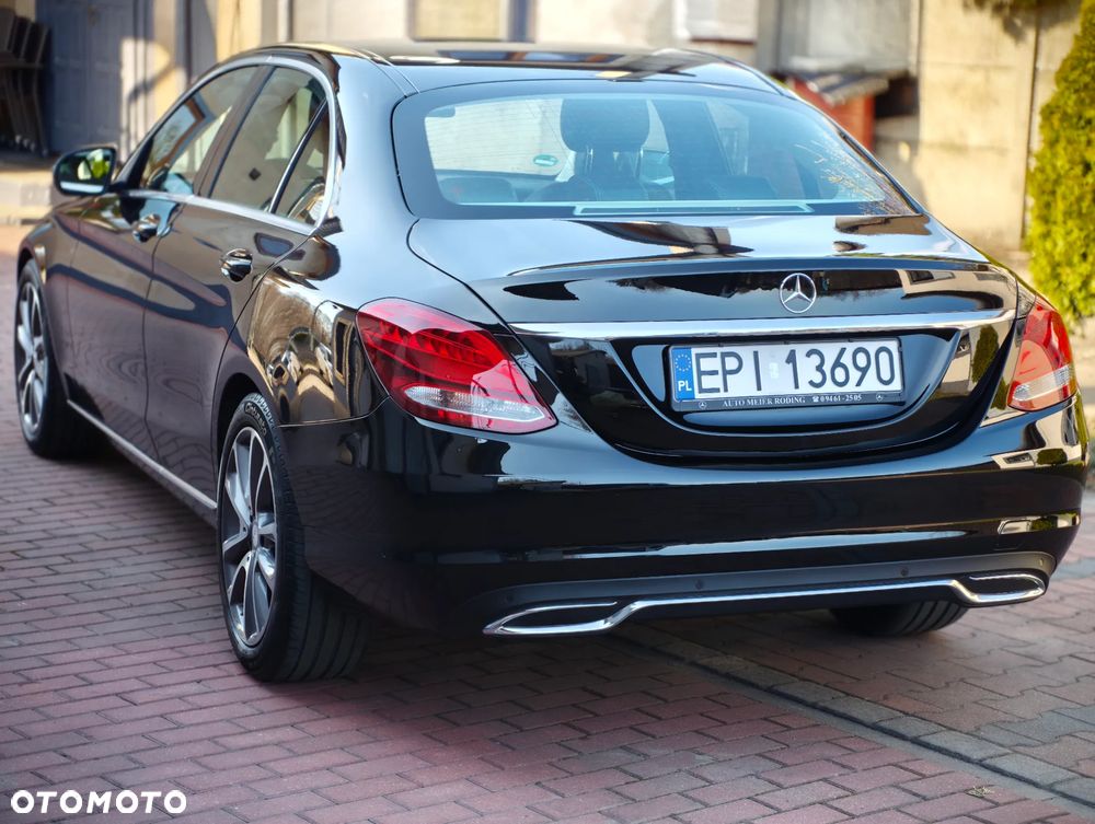 Mercedes-Benz Klasa C 180 7G-TRONIC Avantgarde - 39