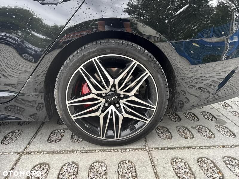 Kia Stinger 3.3 T-GDI V6 GT AWD - 21