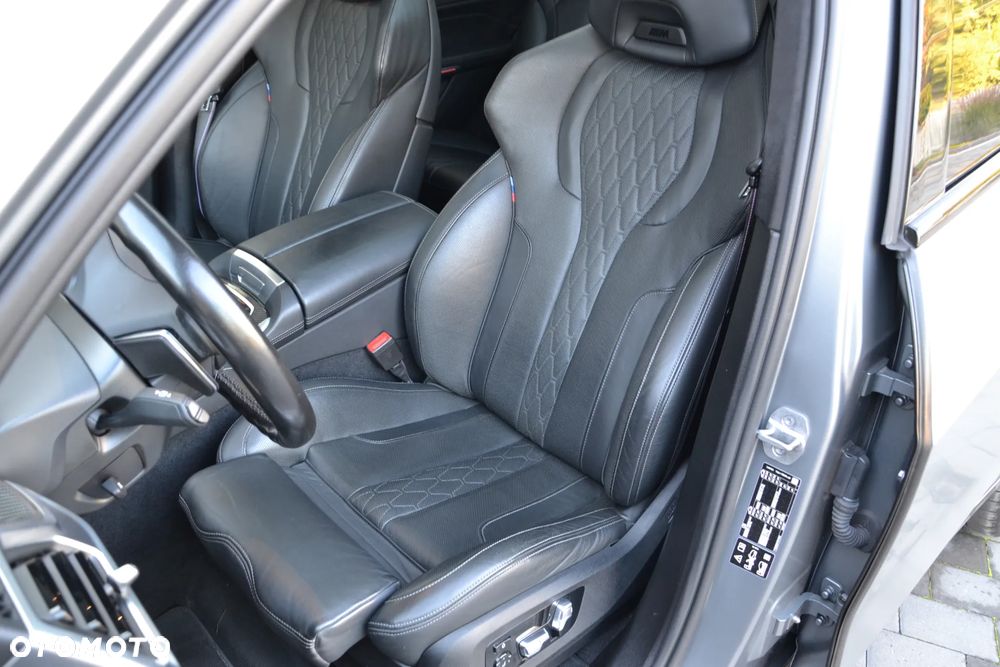 BMW X7 xDrive40d mHEV sport - 32