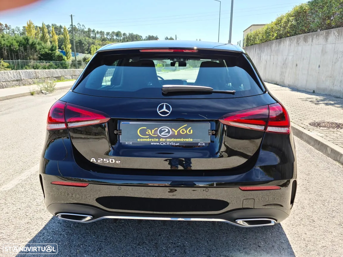 Mercedes-Benz A 250 e AMG Line - 25