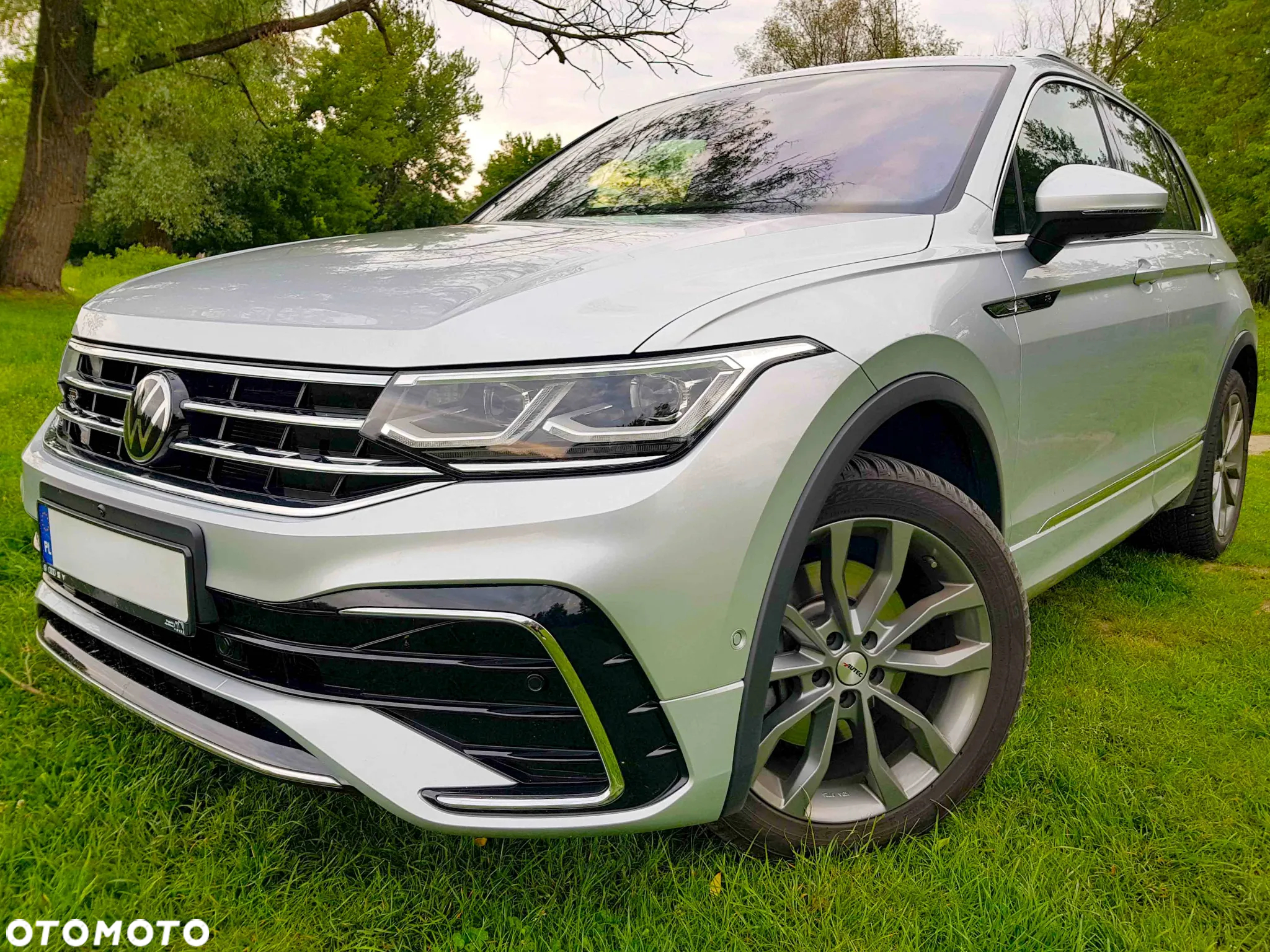 Volkswagen Tiguan 2.0 TSI 4Mot R-Line DSG - 2