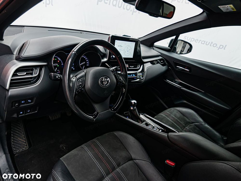 Toyota C-HR - 11