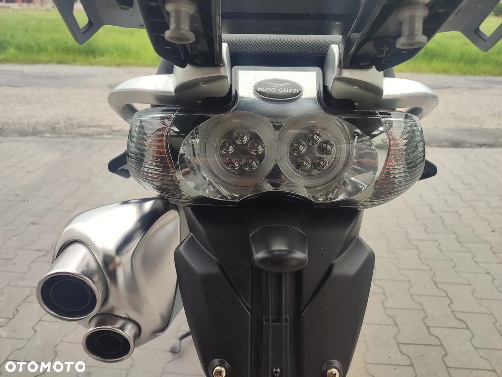 Moto Guzzi Stelvio - 17