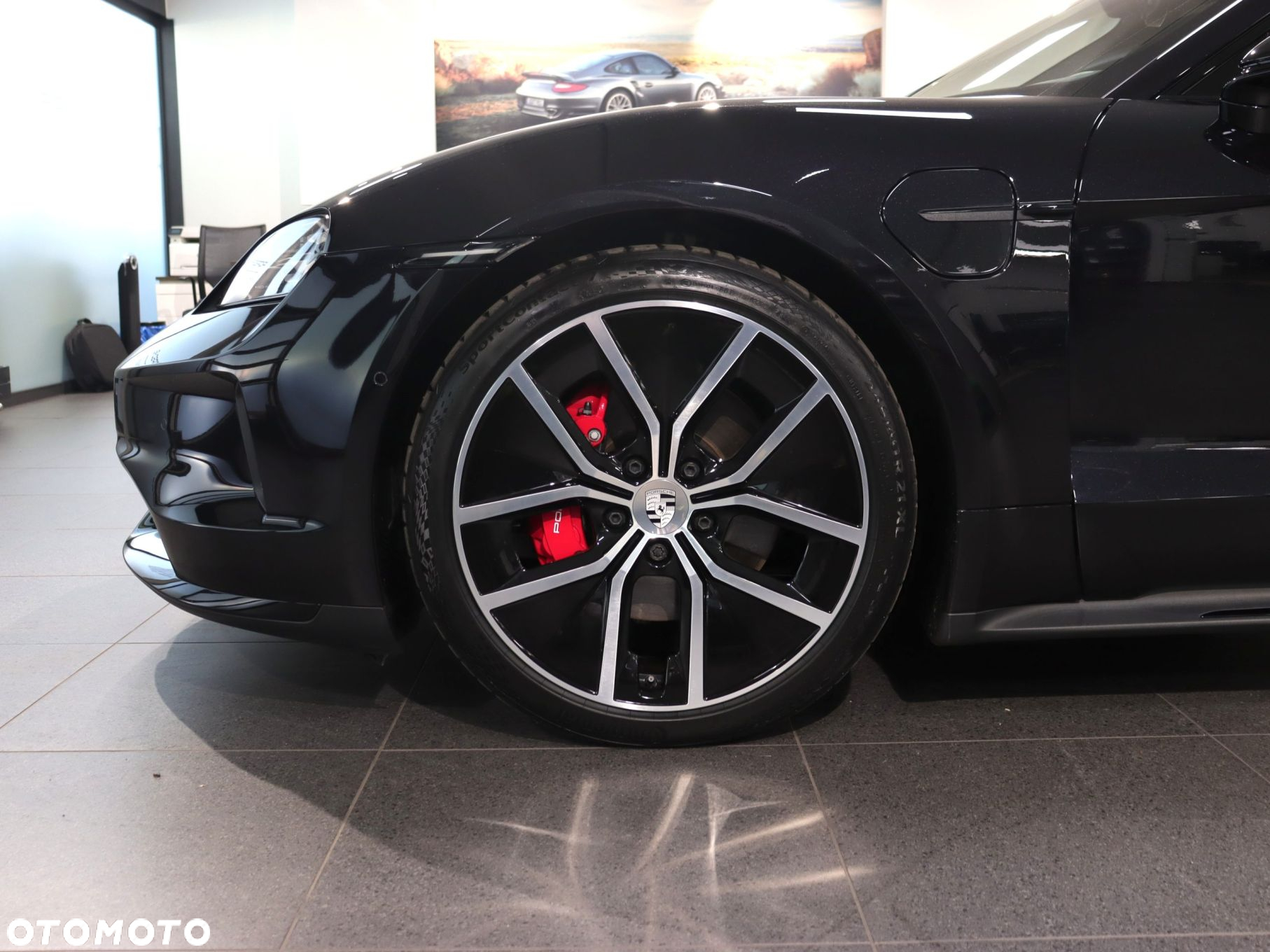 Porsche Taycan - 10