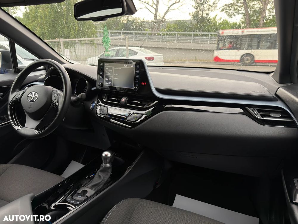 Toyota C-HR - 16
