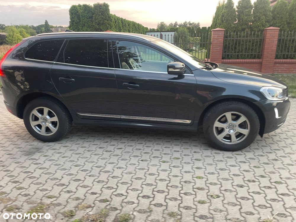 Volvo XC 60 D4 Geartronic Summum - 9