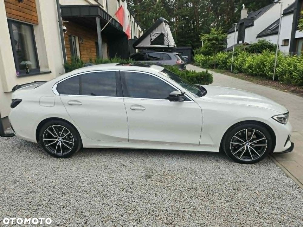 BMW Seria 3 330i Luxury Line sport - 8