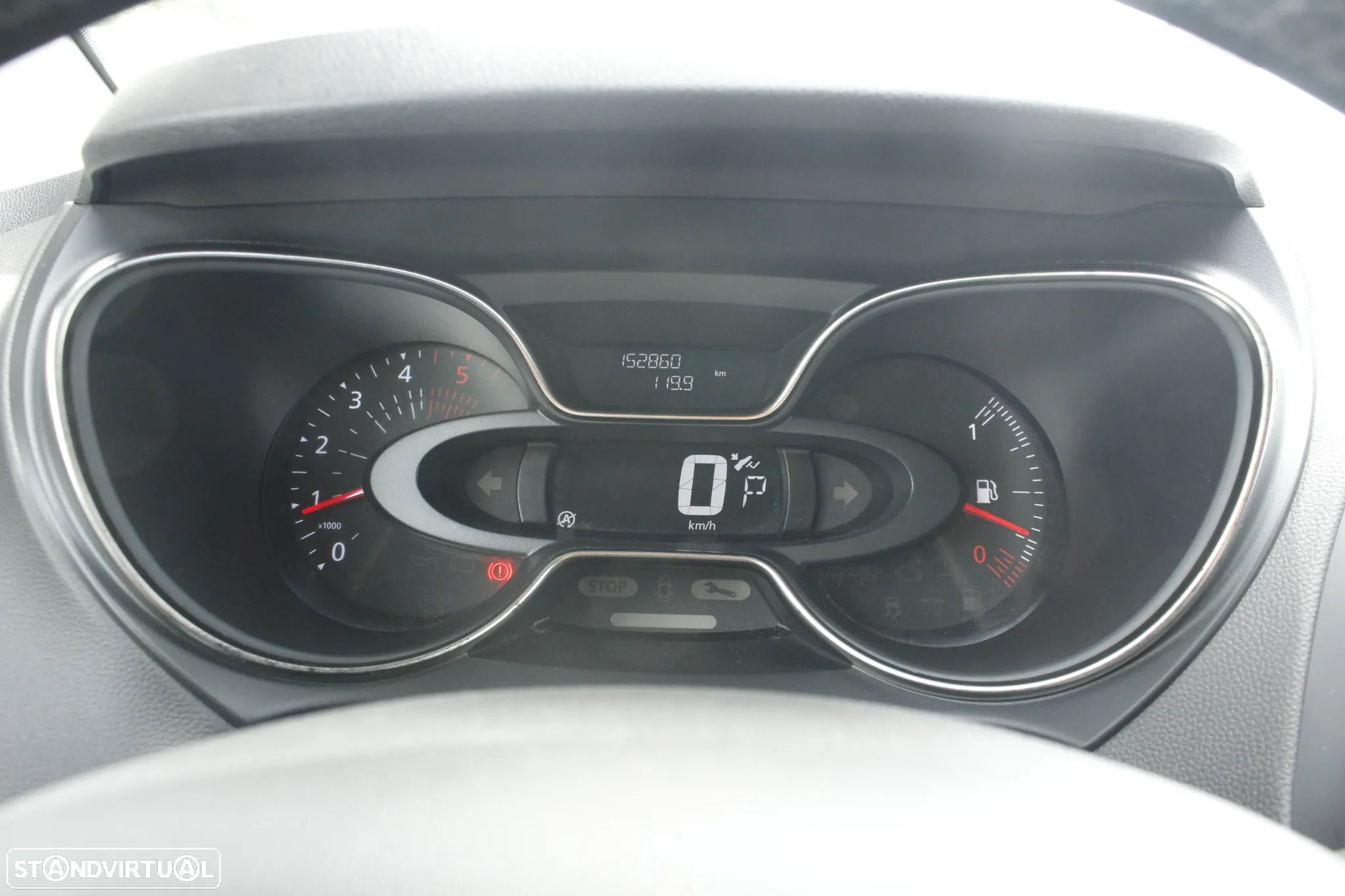 Renault Captur 1.5 dCi Exclusive EDC - 11