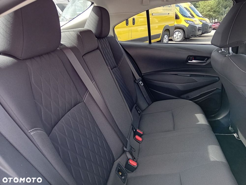 Toyota Corolla 1.8 Hybrid Comfort - 28