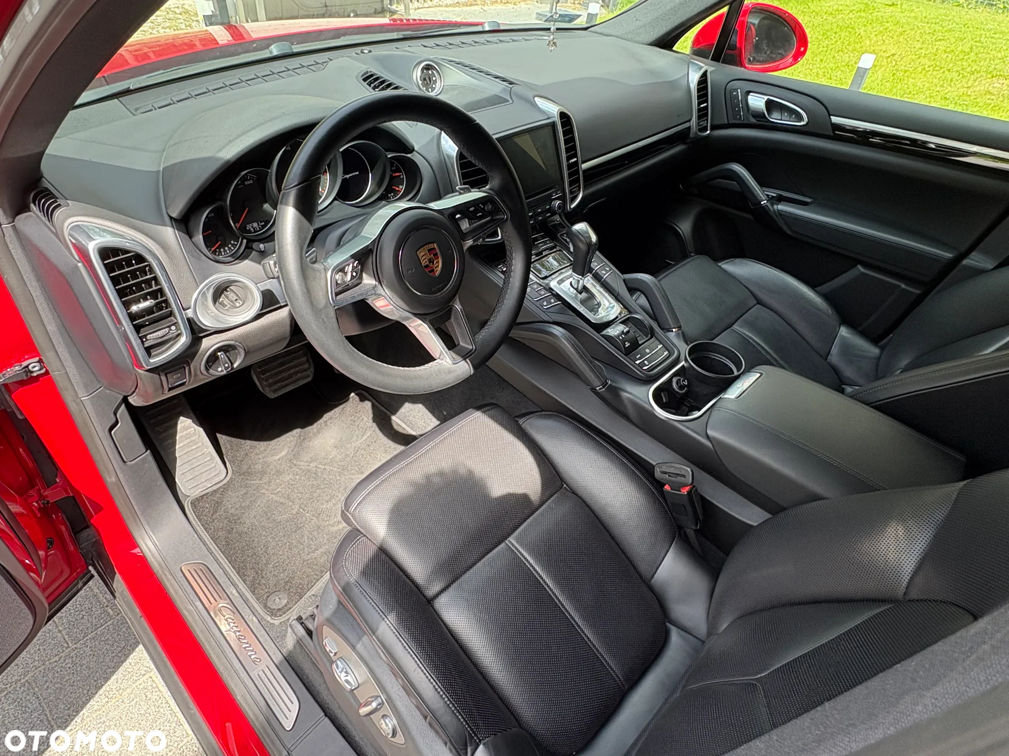 Porsche Cayenne Standard - 9