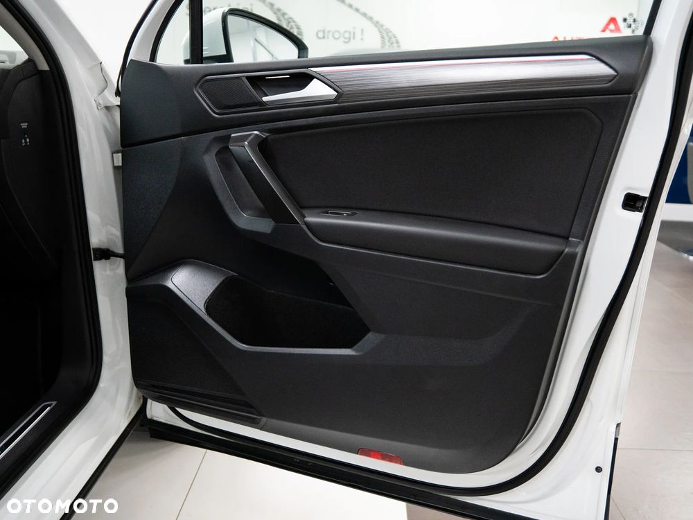 Volkswagen Tiguan Allspace 2.0 TSI 4Mot Elegance DSG - 34