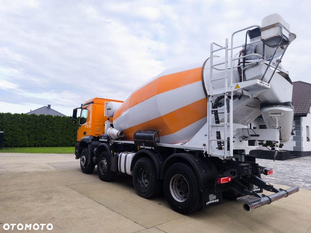 Mercedes-Benz Arocs - 7