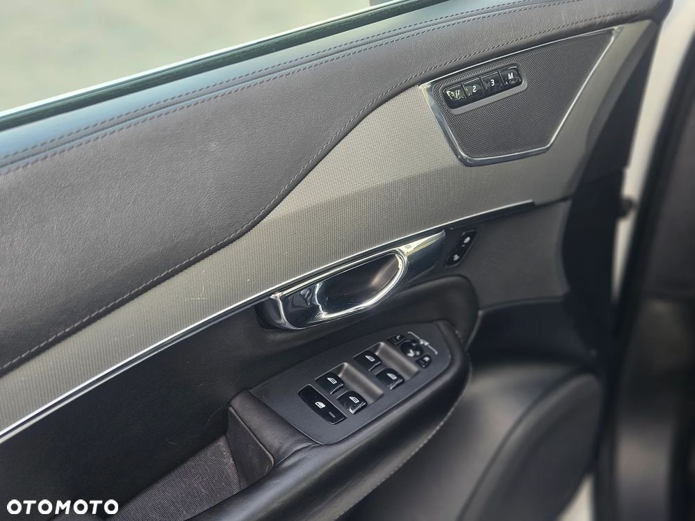 Volvo XC 90 T6 AWD Geartronic Inscription - 24