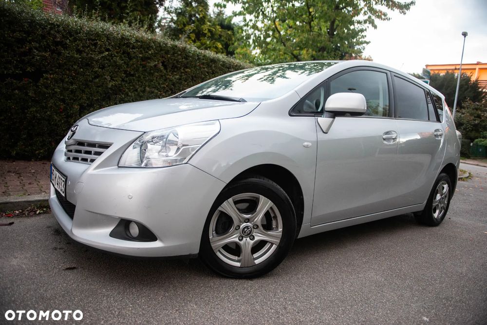 Toyota Verso 1.8 7-Sitzer Executive - 1