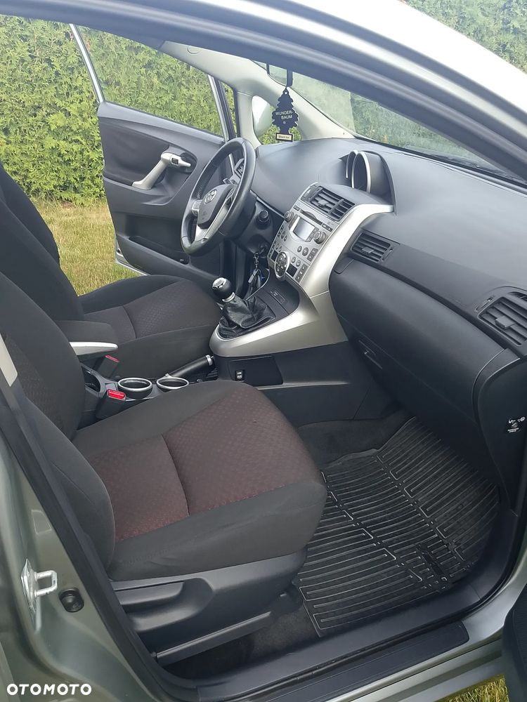Toyota Verso 2.0 D-4D Sol plus 7os - 18
