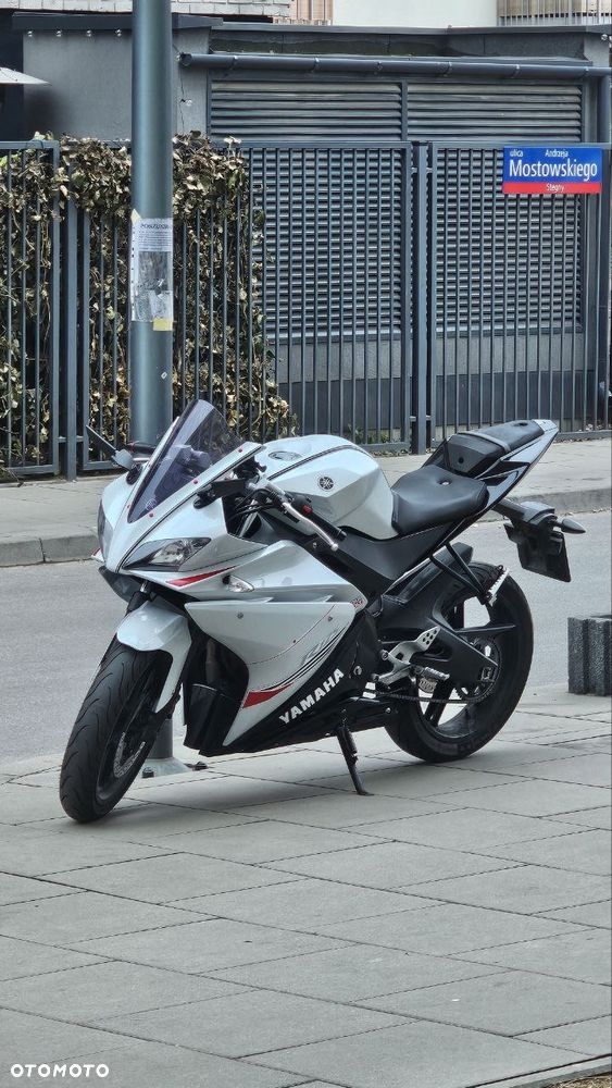 Yamaha YZF - 2