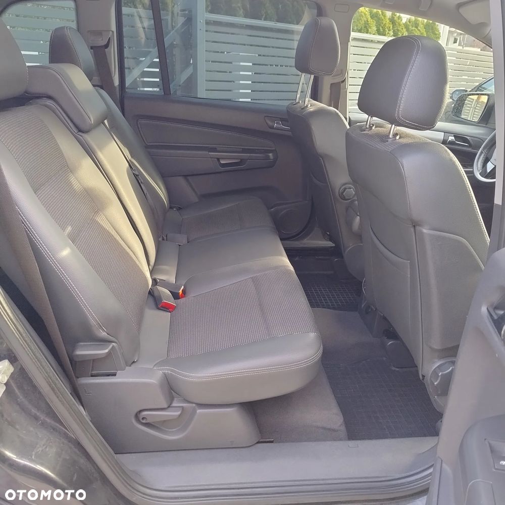 Opel Zafira 1.9 CDTI Cosmo - 11
