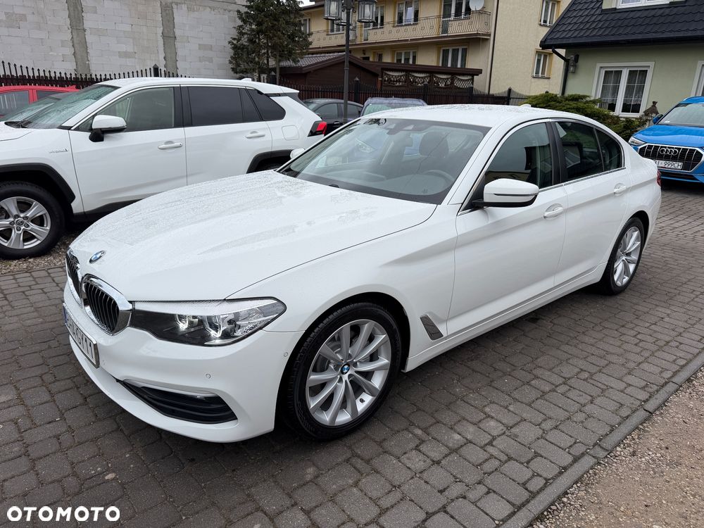 BMW Seria 5 520d Luxury Line - 23