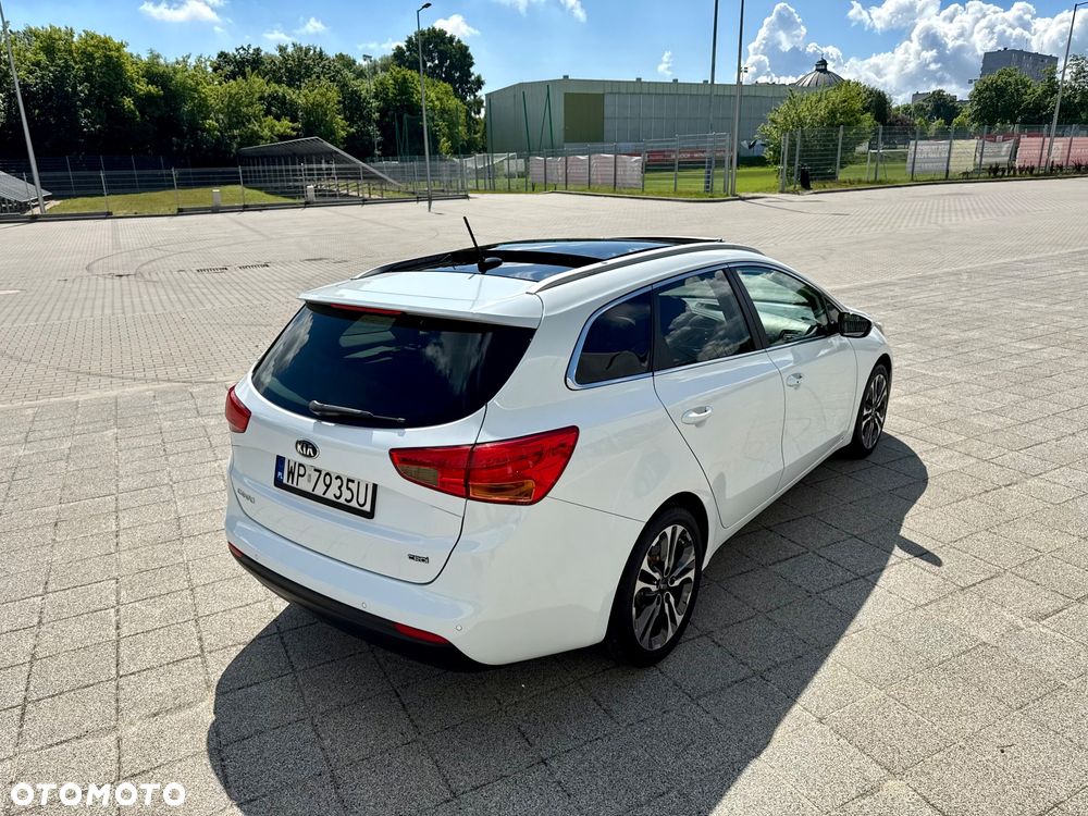 Kia Ceed 1.6 CRDi 128 Platinum Edition - 13