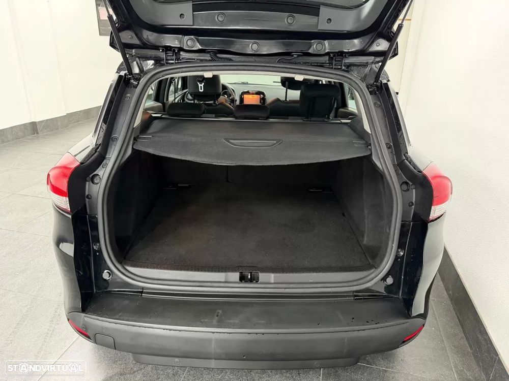 Renault Clio Sport Tourer 1.5 dCi Limited - 6