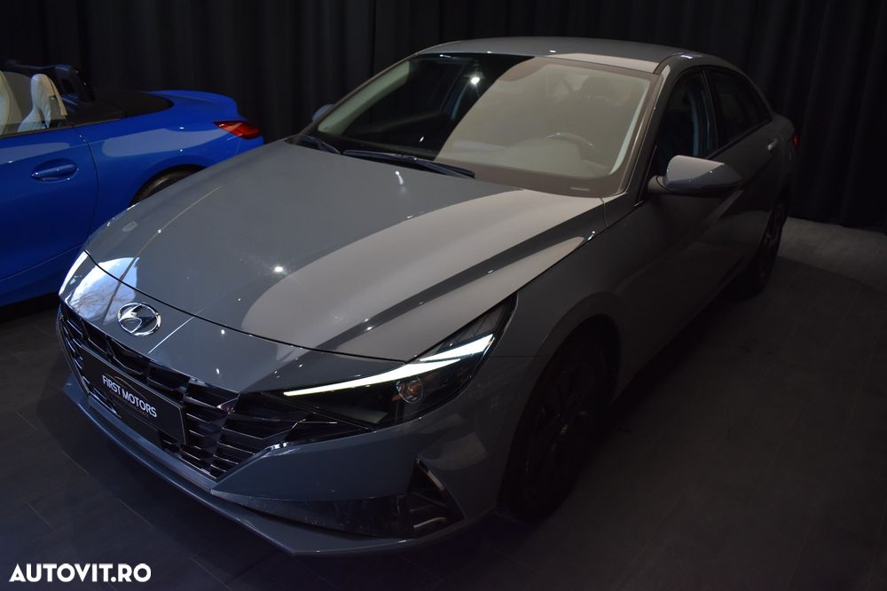 Hyundai Elantra 1.6 l 123 CP CVT Comfort - 2