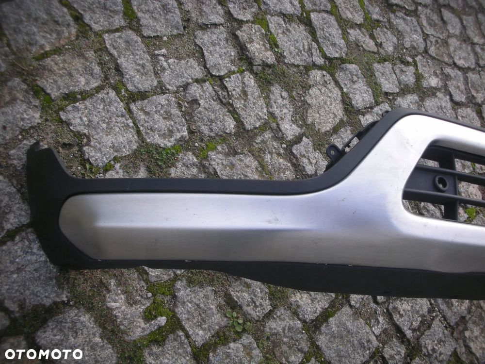 VOLVO XC40 SPOILER PRZEDNIEGO ZDERZAKA BLACHA ORYGINAŁ - 3