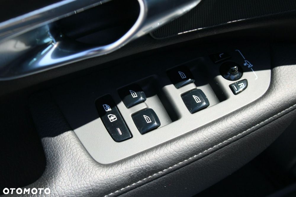 Volvo V90 Cross Country D4 AWD - 19