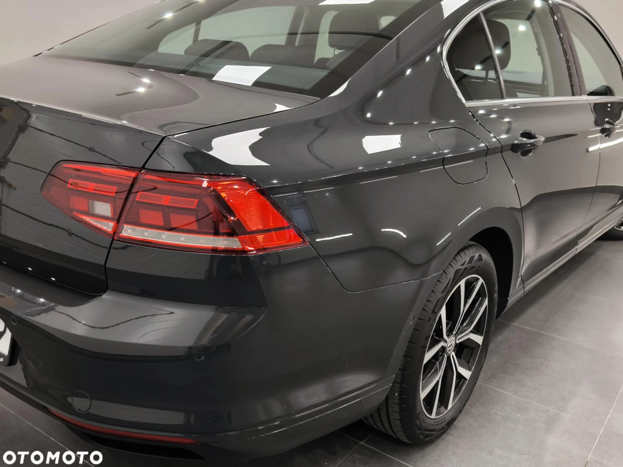 Volkswagen Passat 1.5 TSI EVO Highline DSG - 34