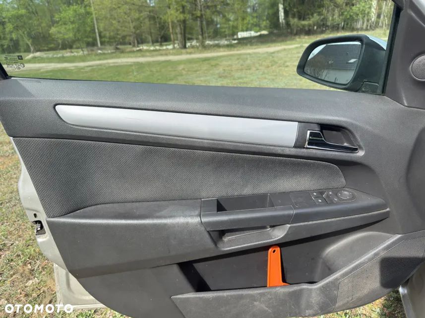 Opel Astra 1.6 Sport - 7