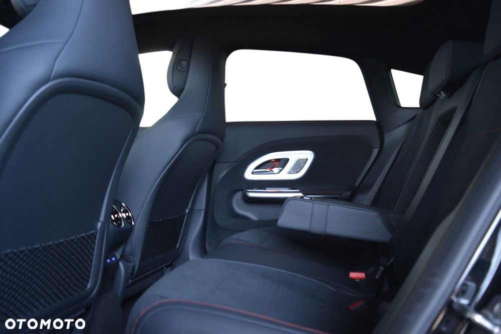 Mercedes-Benz CLA 350 4Matic 85kWh - 9