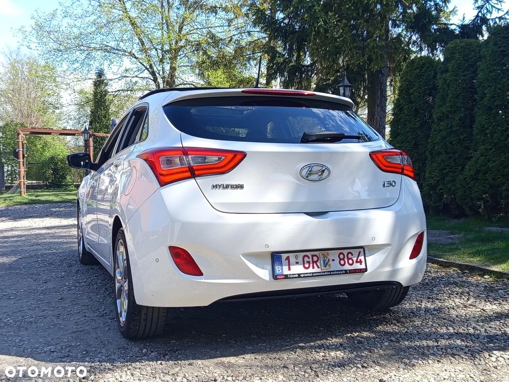 Hyundai i30 1.6 CRDi BlueDrive Premium - 36