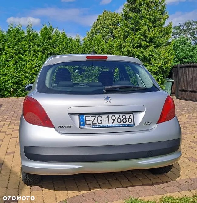 Peugeot 207 1.4 16V Presence - 6