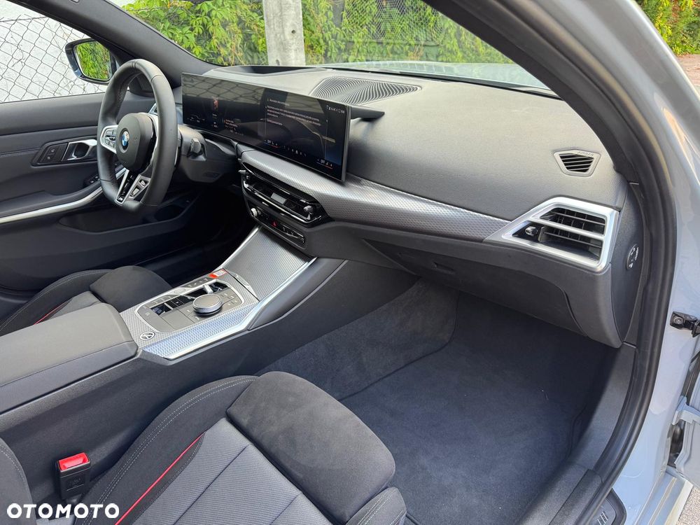 BMW Seria 3 320i M Sport sport - 25