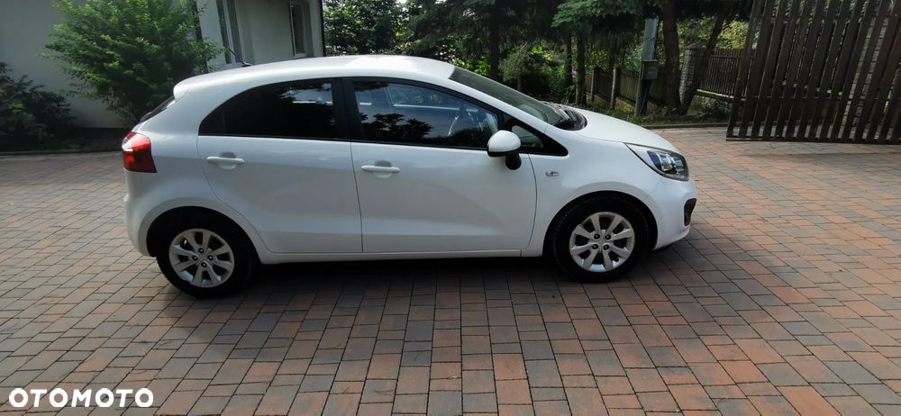 Kia Rio 1.2 Edition 7 - 4