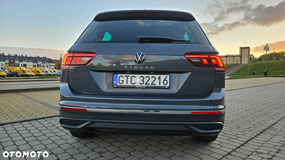 Volkswagen Tiguan - 4