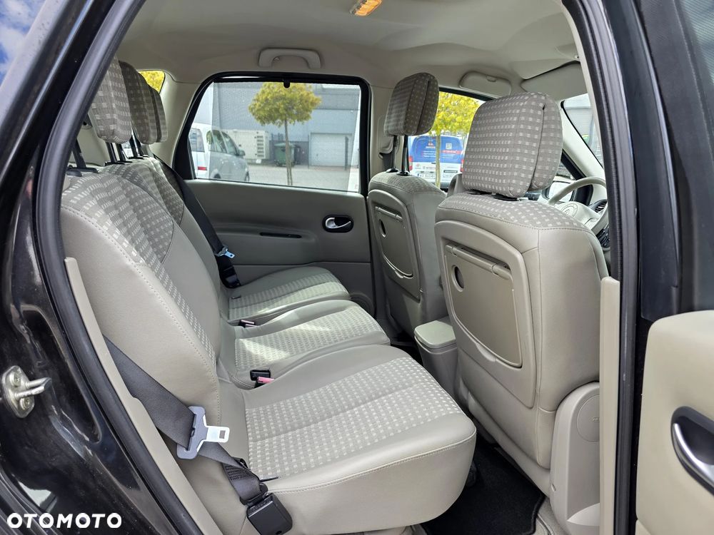 Renault Scenic 1.6 16V Authentique Privilege - 12