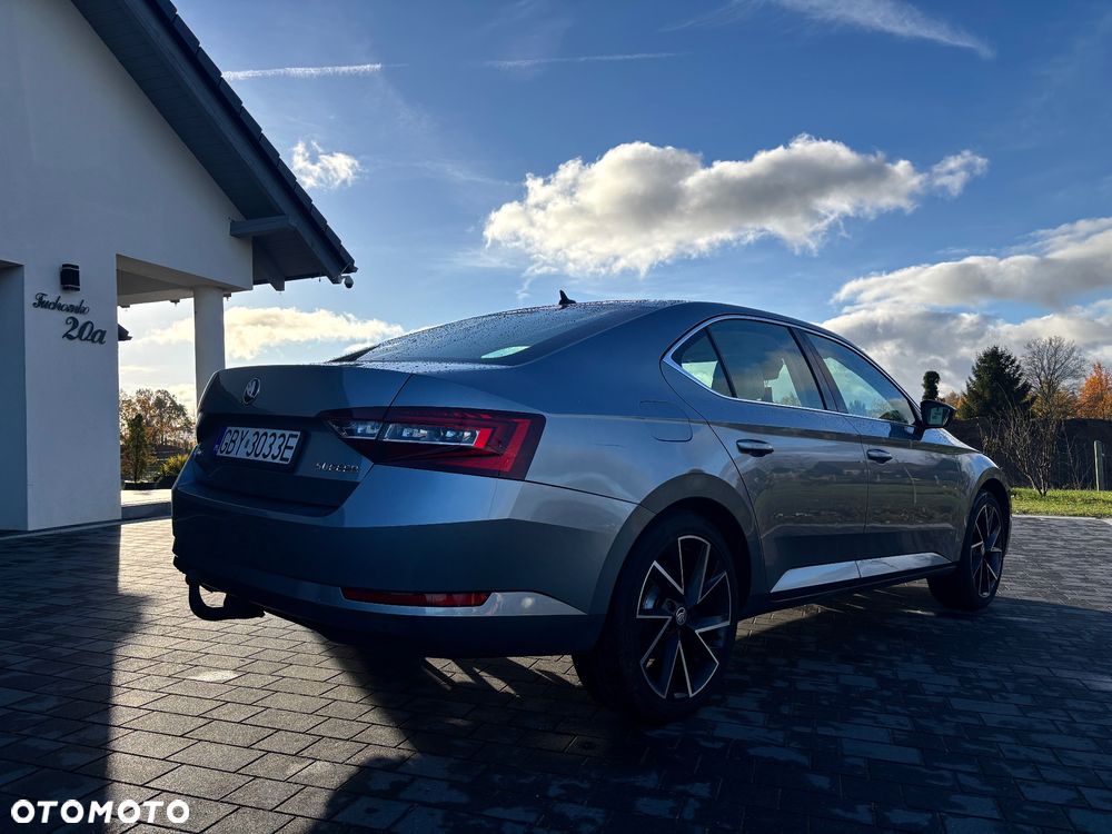 Skoda Superb 1.8 TSI Sportline DSG - 10