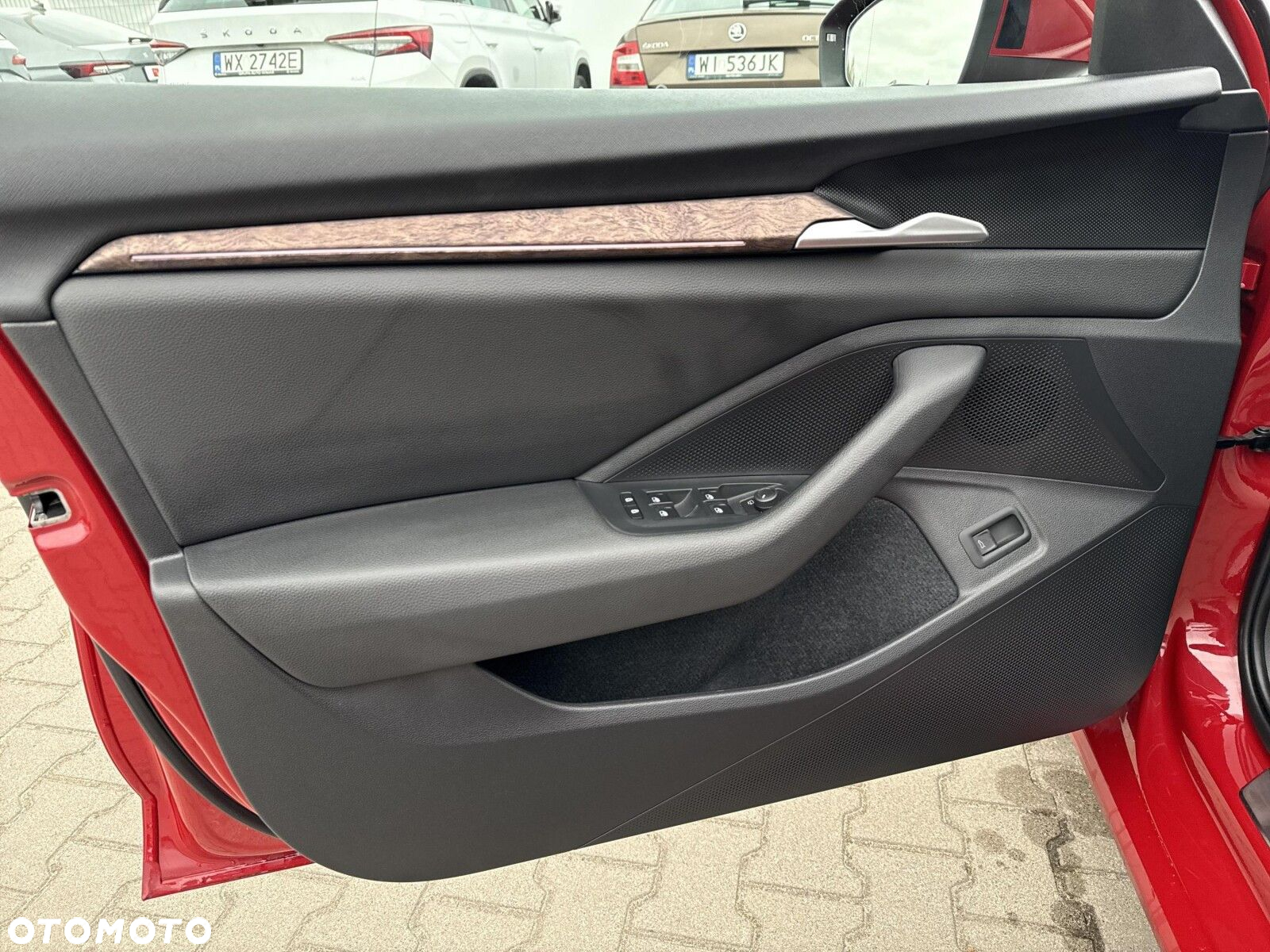 Skoda Superb 2.0 TDI SCR 4x4 L&K DSG - 11
