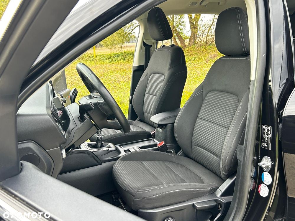 Ford Kuga - 16