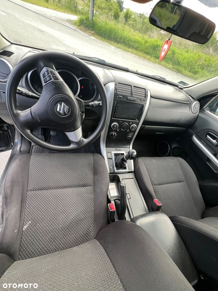Suzuki Grand Vitara 1.9 DDiS Comfort + DPF - 11