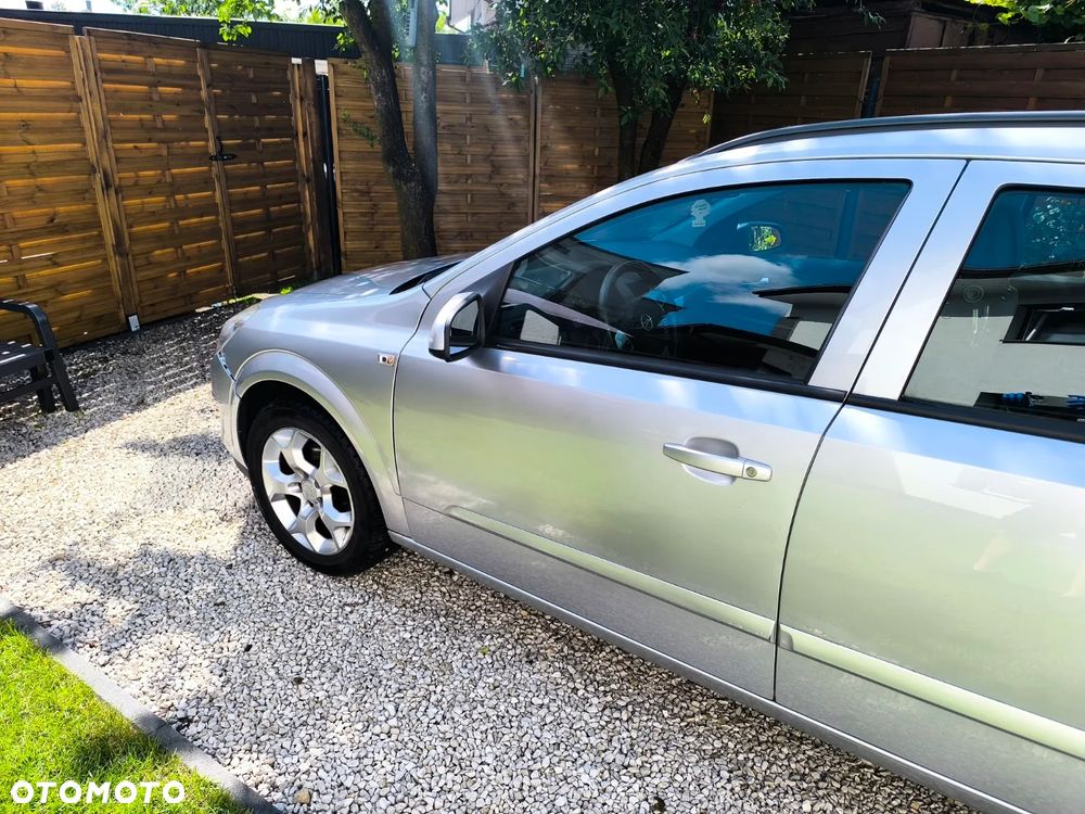 Opel Astra 1.7 CDTI - 10