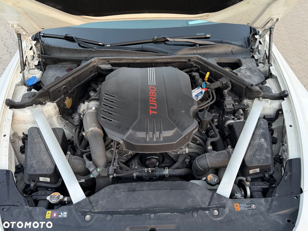 Kia Stinger 3.3 T-GDI V6 GT AWD - 22