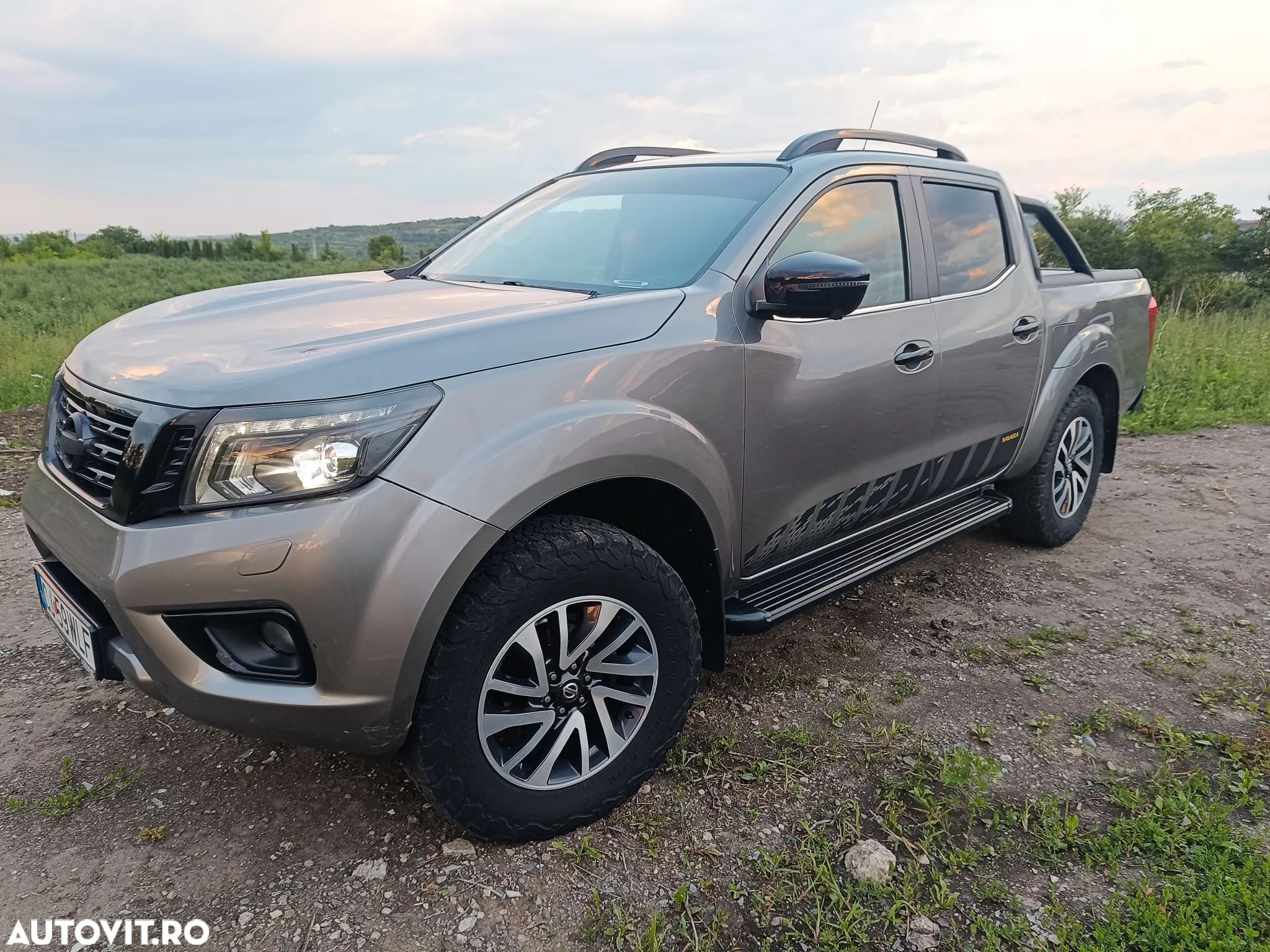 Nissan Navara - 1