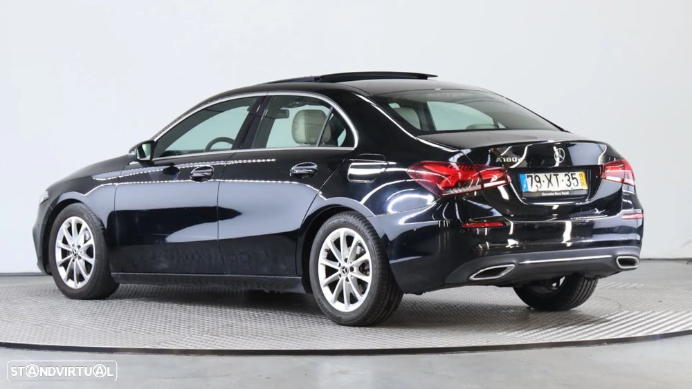 Mercedes-Benz A 180 Limousine d Progressive Aut. - 12