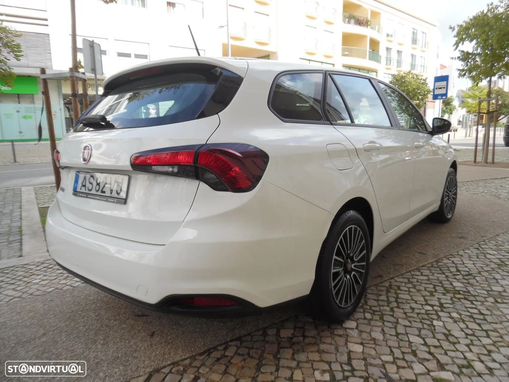Fiat Tipo Station Wagon 1.0 GSE T3 City Life - 4