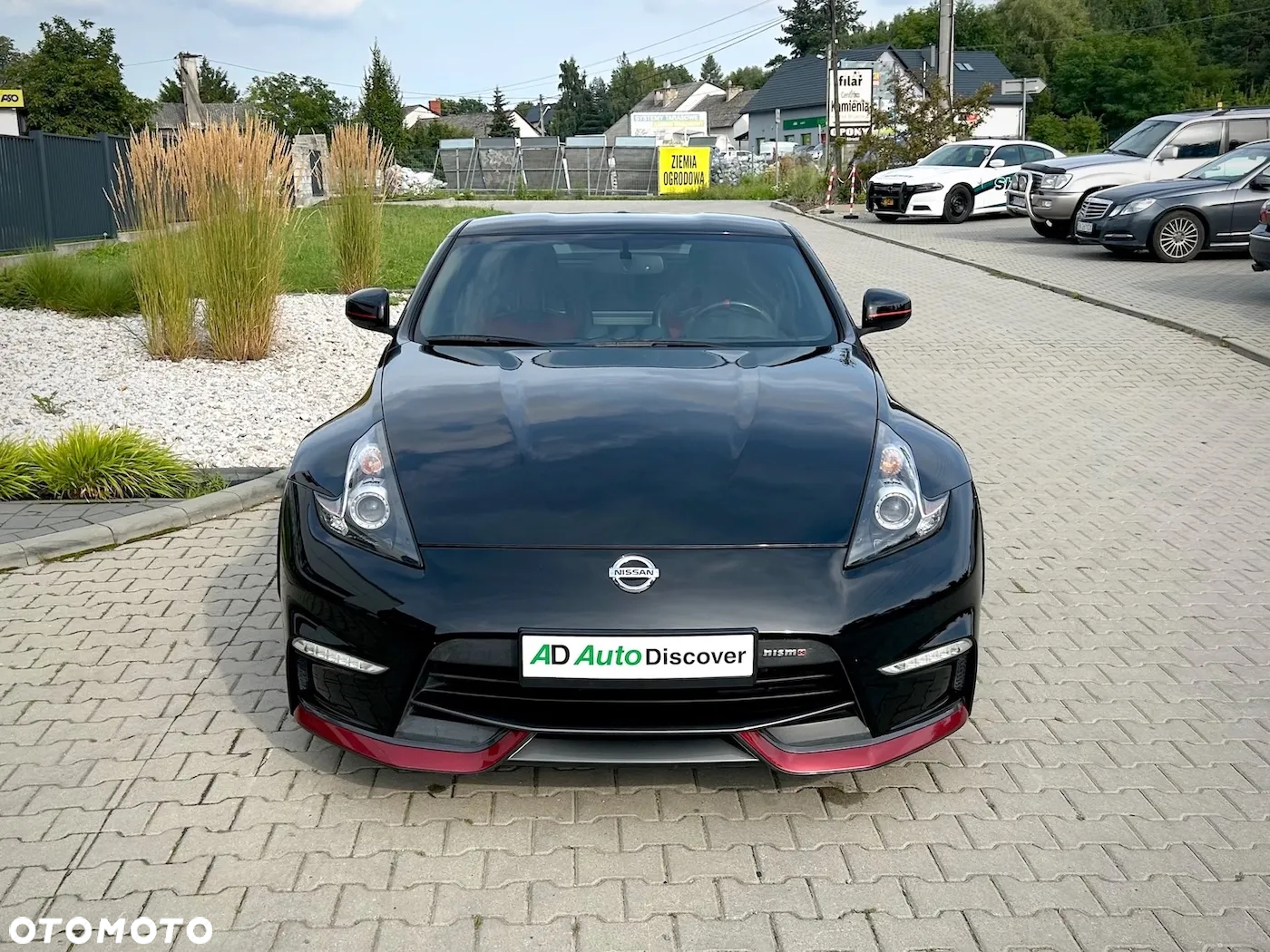 Nissan 370 Z - 9
