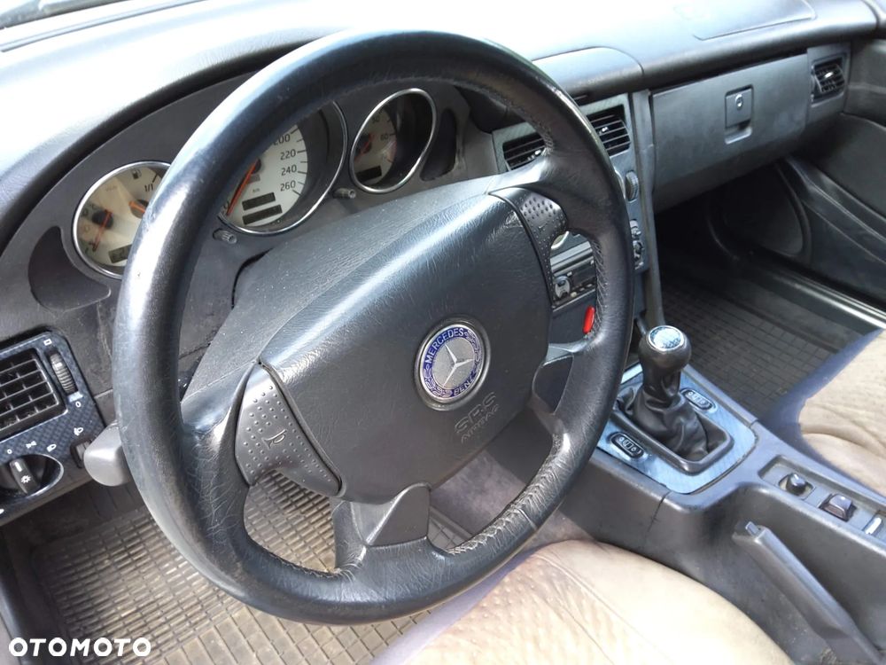 Mercedes-Benz SLK - 15