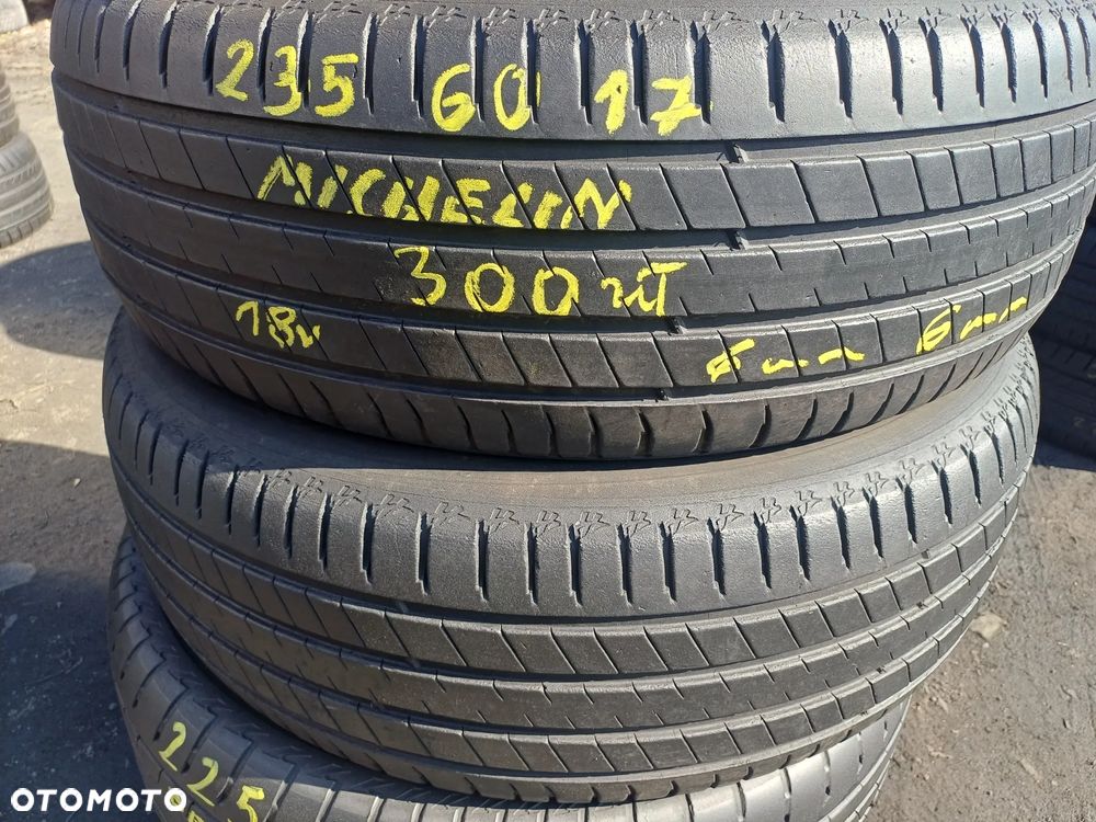 235/60/17 Michelin - 1