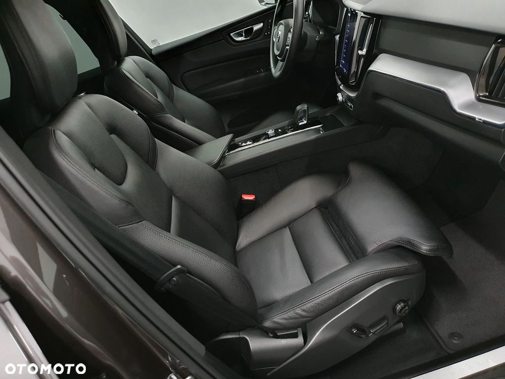 Volvo XC 60 B4 D AWD Geartronic Inscription - 15